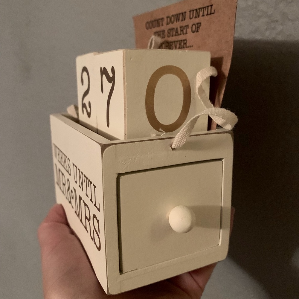 Wedding Countdown Calendar Blocks - Picture 3 of 3